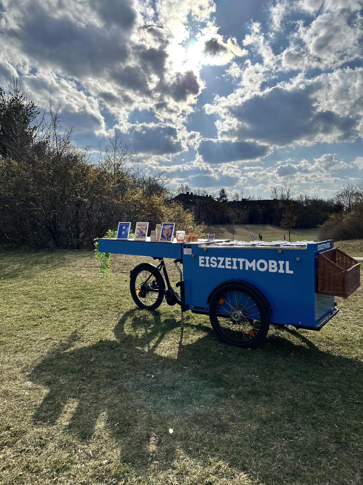 Das Eiszeitmobil – mobiles Bio-Eis-Fahrrad bei einem Event in München